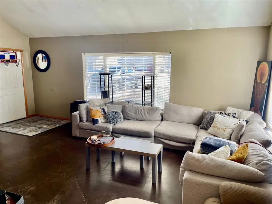 116 S Wedgewood Avenue, Stillwater, OK 74074-0000 - #3