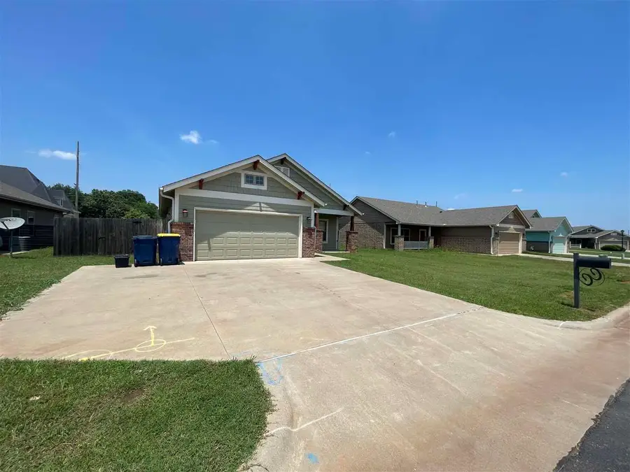 1412 W 13th Avenue, Stillwater, OK 74074-0000 - #2