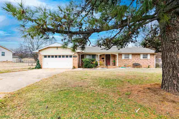 708 W Hartwood, Stillwater, OK 74075