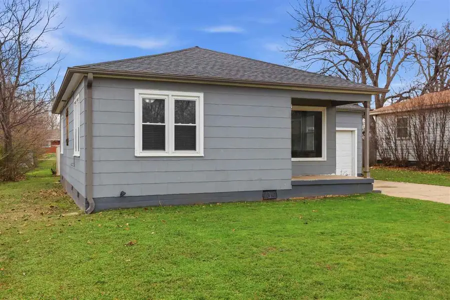 1106 Locust, Perry, OK 73077 - #2