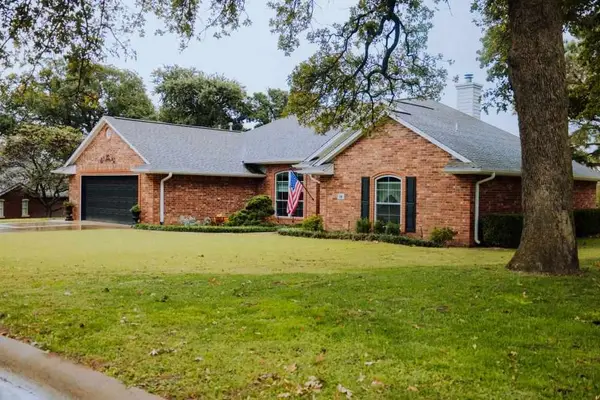 19 E Cimarron Trail, perkins, OK 74059-0000