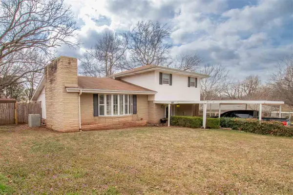 1015 W Liberty Avenue, Stillwater, OK 74075