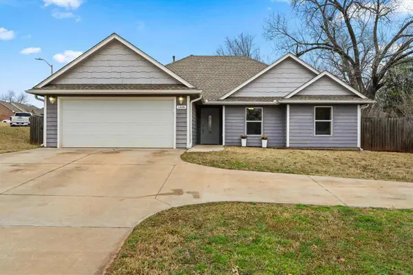 1228 E Virginia Avenue, Stillwater, OK 74075