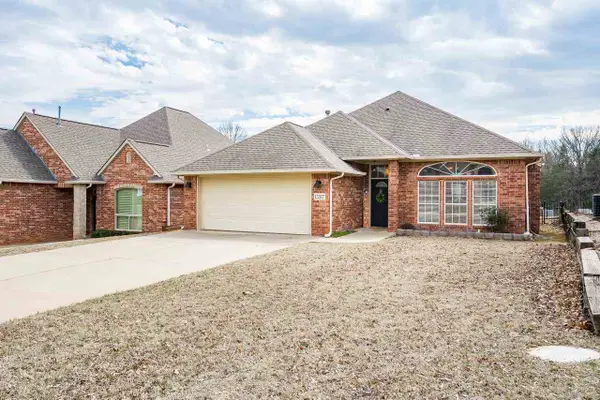 1207 S Greystone Street, Stillwater, OK 74074