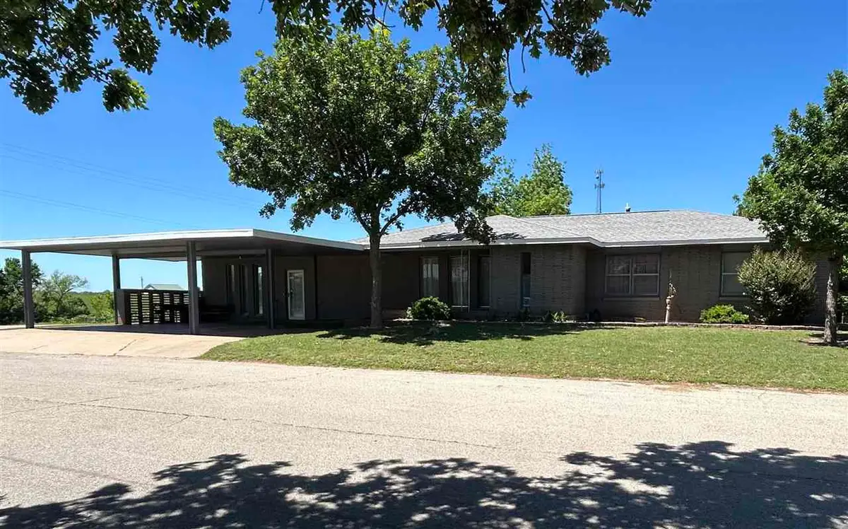 17 Hillcrest, Perry, OK 73077 - #1