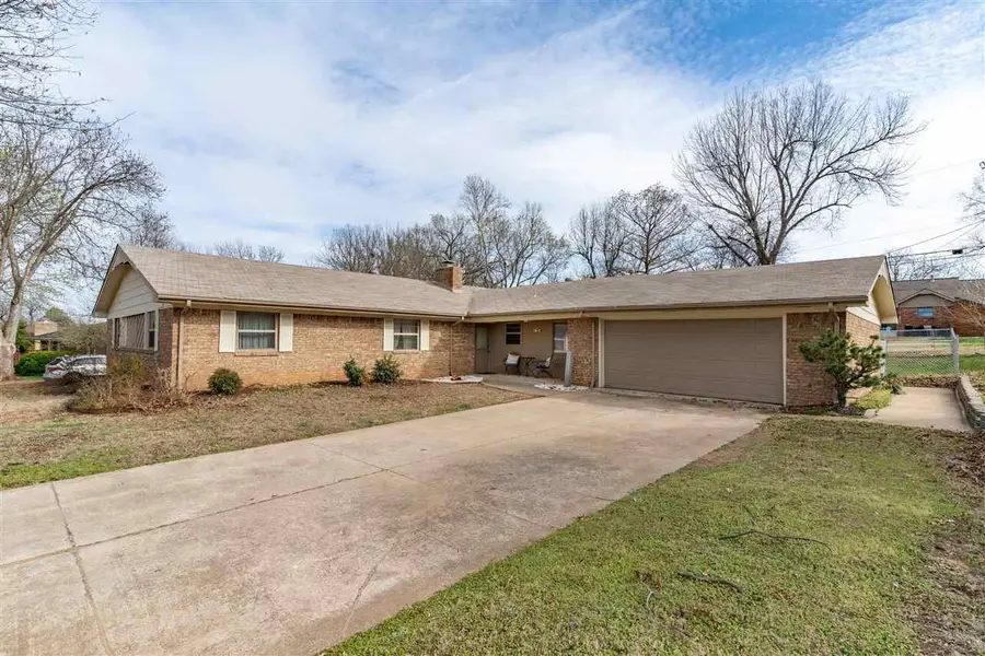 509 W Hillcrest Avenue, Stillwater, OK 74075-1307 - #2