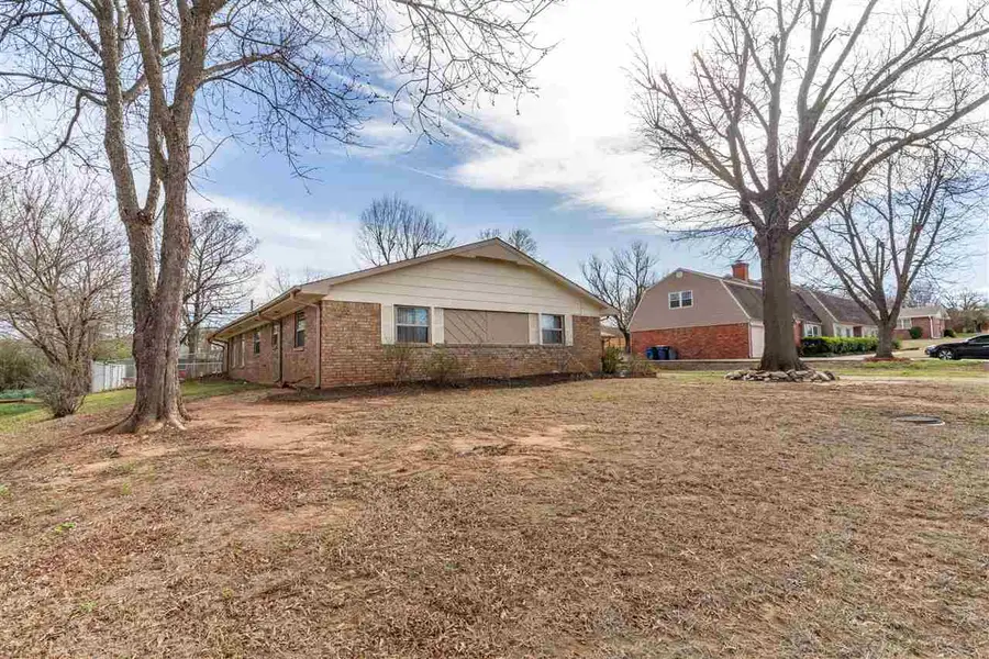 509 W Hillcrest Avenue, Stillwater, OK 74075-1307 - #3