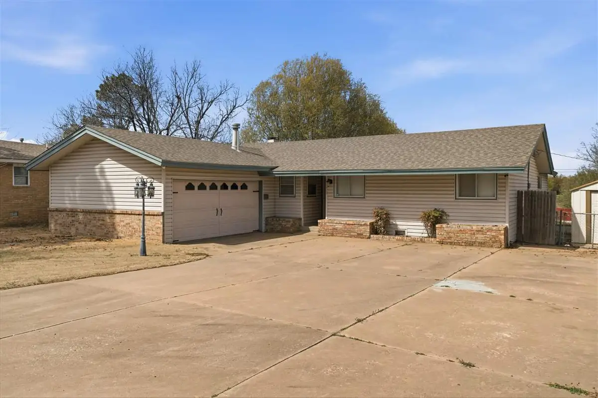 3413 Meadow Lane, Ponca City, OK 74604 - #1
