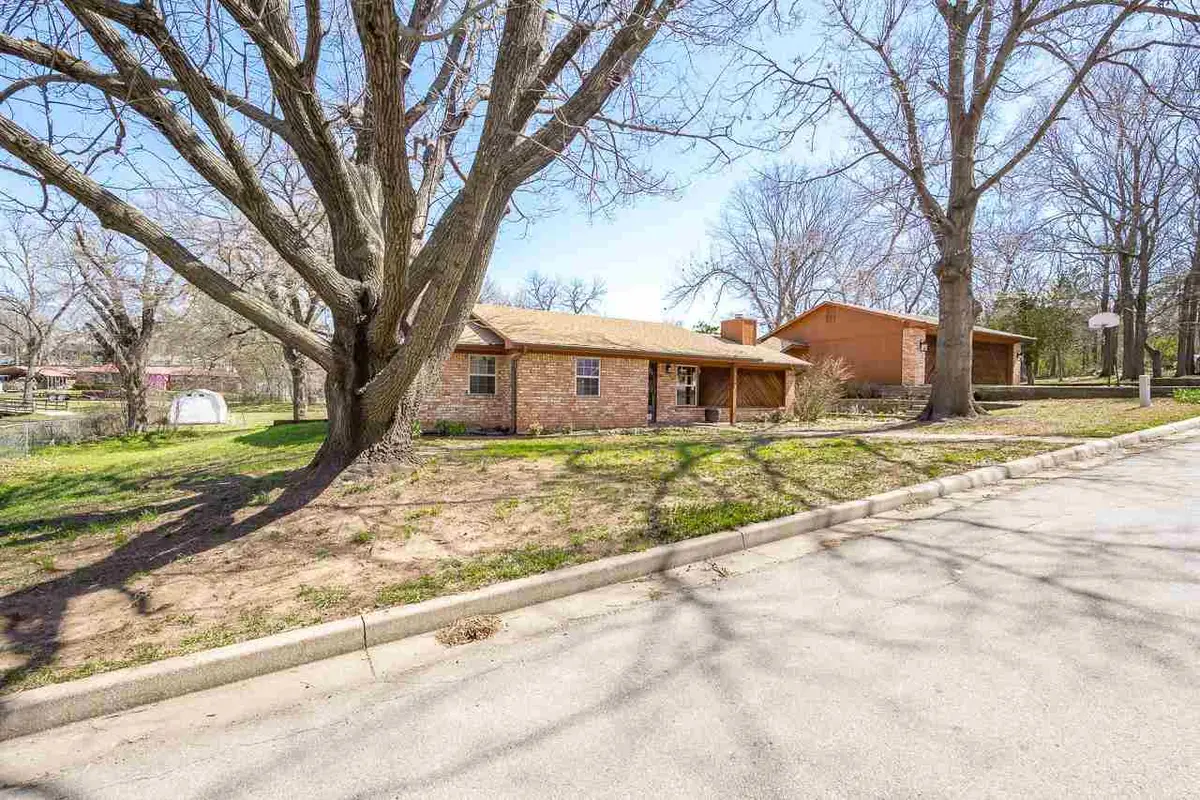 1506 8th Street, Pawnee, OK 74058 - #1