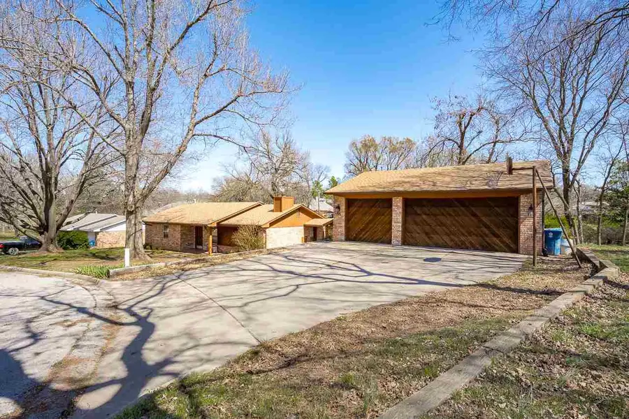 1506 8th Street, Pawnee, OK 74058 - #2