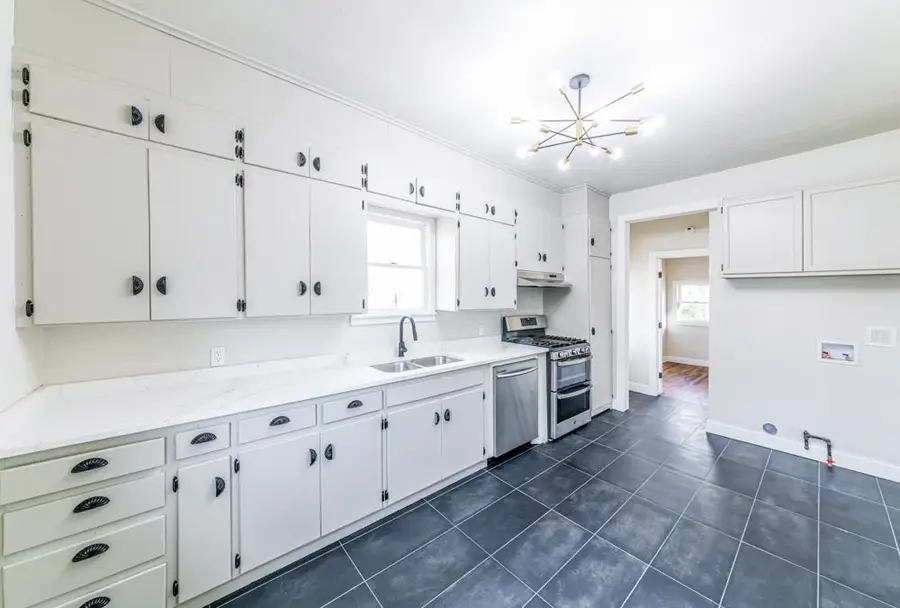 209 N 8th Street, Ponca City, OK 74601 - #2