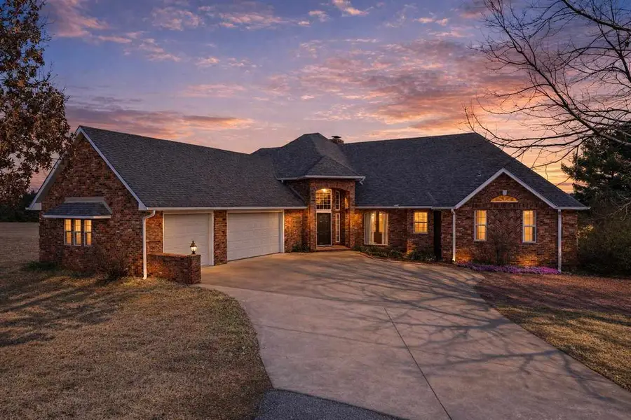 6545 Rustic Road, Ponca City, OK 74604 - #2