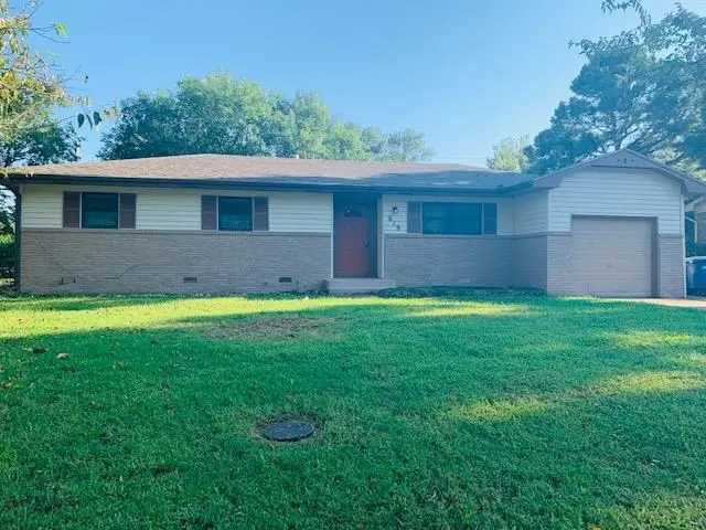 619 W Cheyenne, Stillwater, OK 74075 - #1