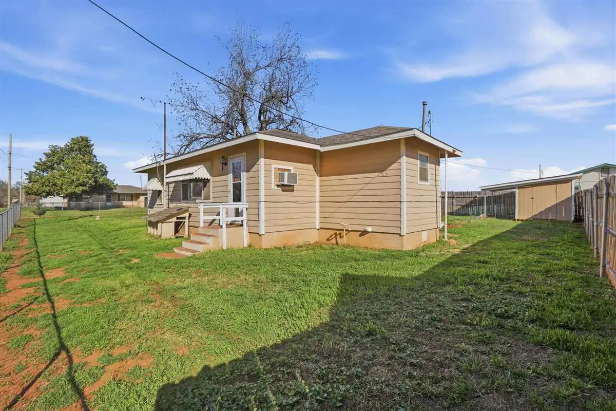 1010 N 5th Street, Perry, OK 73077 - #1