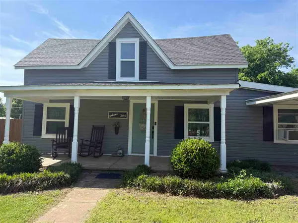 204 E Hert Avenue, Perkins, OK 74059