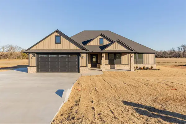 1520 E Deer Meadows Drive, Perkins, OK 74059-0000