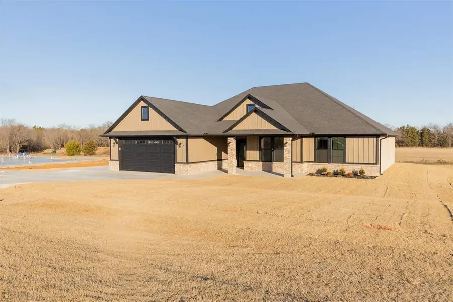 1520 E Deer Meadows Drive, Perkins, OK 74059-0000 - #2