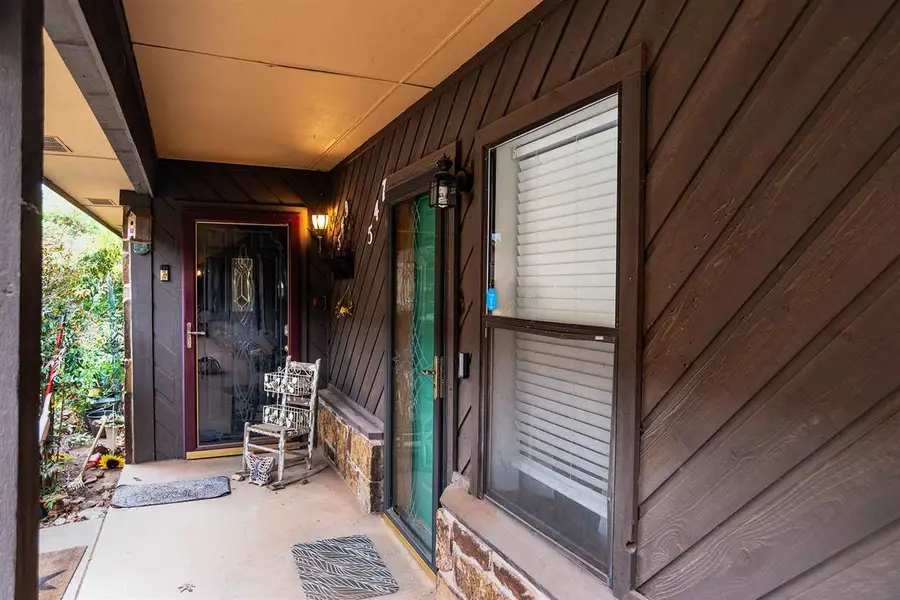 547 E Greenbriar Circle, Stillwater, OK 74075 - #2