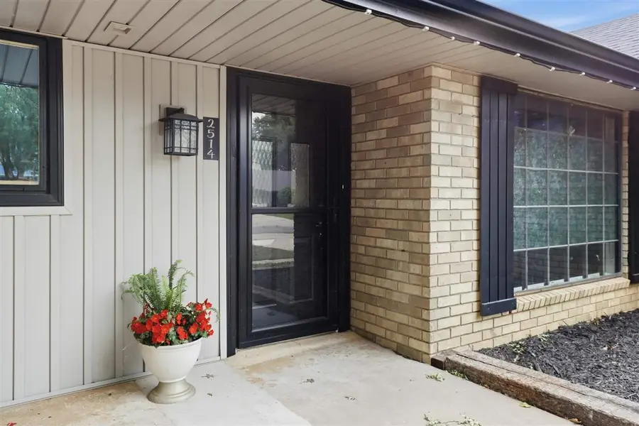 2514 Bluestem Rd., Ponca City, OK 74604 - #3