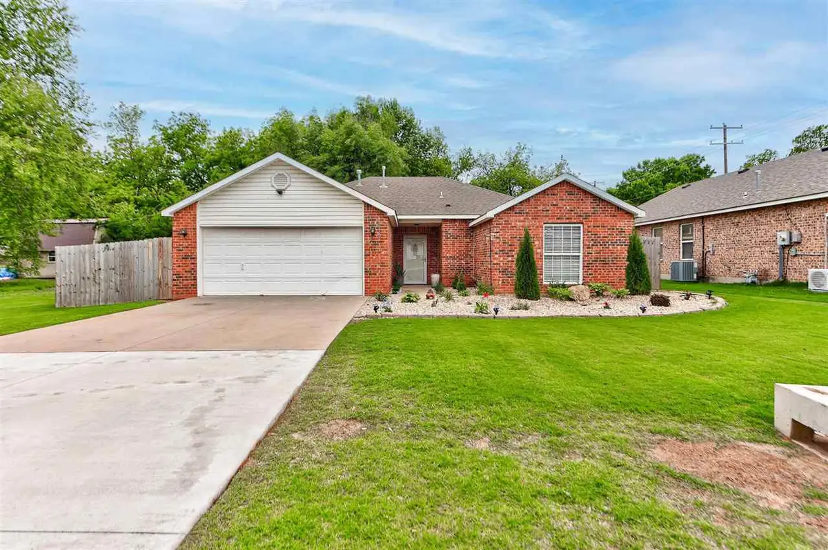 417 NE 7th Street, Perkins, OK 74059 - #1