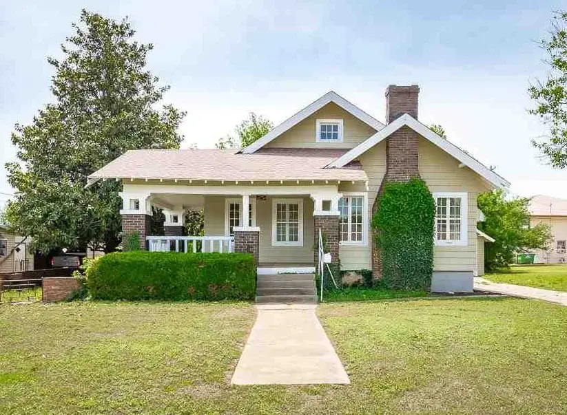 616 Kaw Street, Perry, OK 73077-3436 - #1
