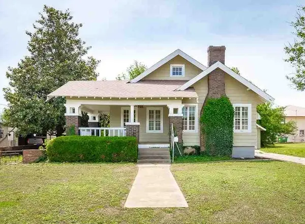 616 Kaw Street, Perry, OK 73077-3436
