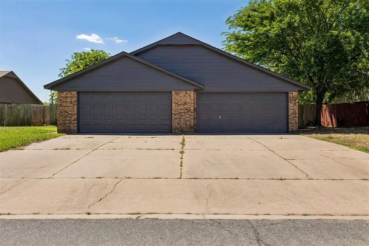 3613-3615 W 15th Avenue, Stillwater, OK 74074 - #1