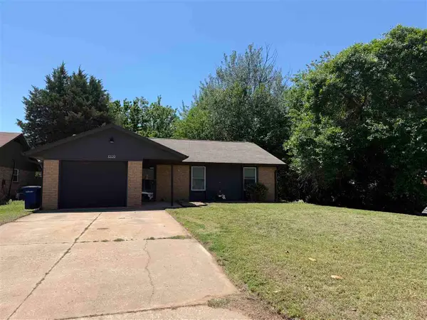 1009 E Will Rogers Drive, Stillwater, OK 74075