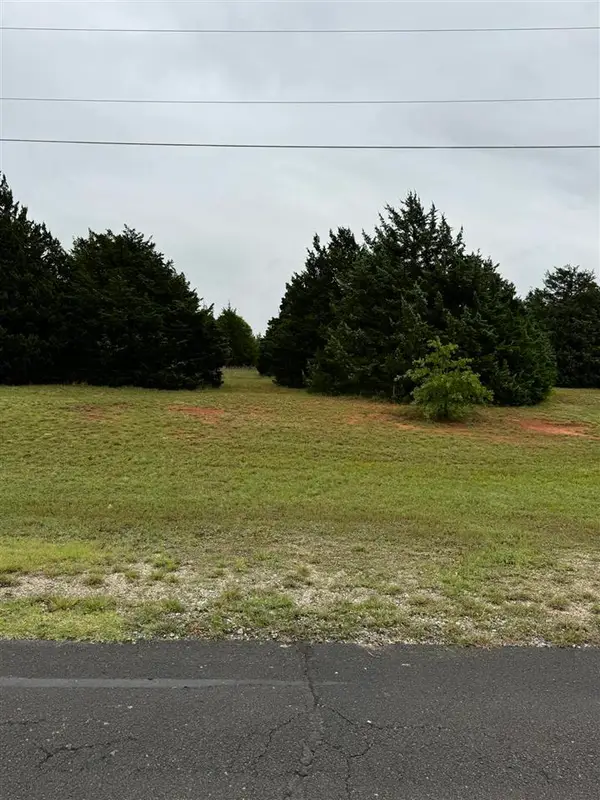 Tract 2 Lot 8 Kelowna Park, Stillwater, OK 74074