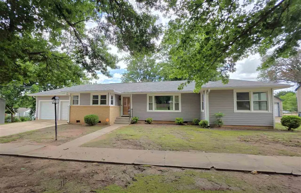 515 N 12th Street, Perry, OK 73077-5013 - #1