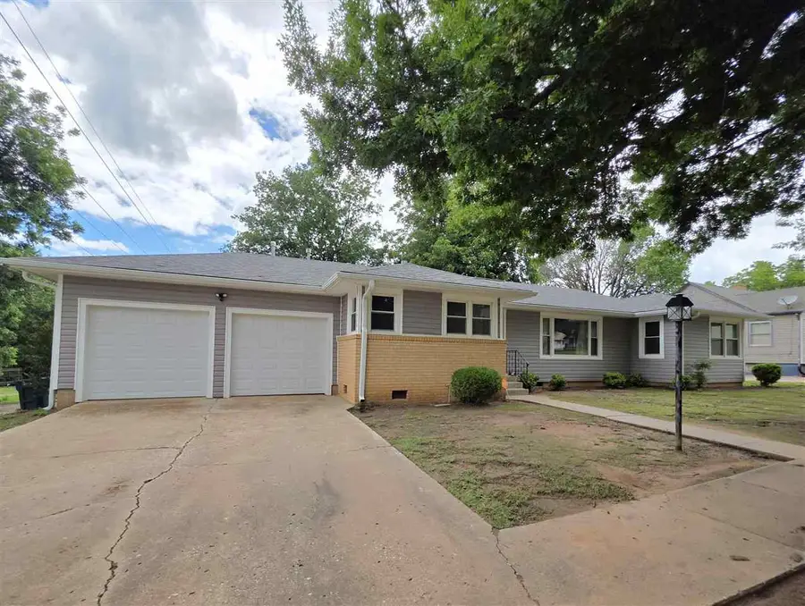 515 N 12th Street, Perry, OK 73077-5013 - #2