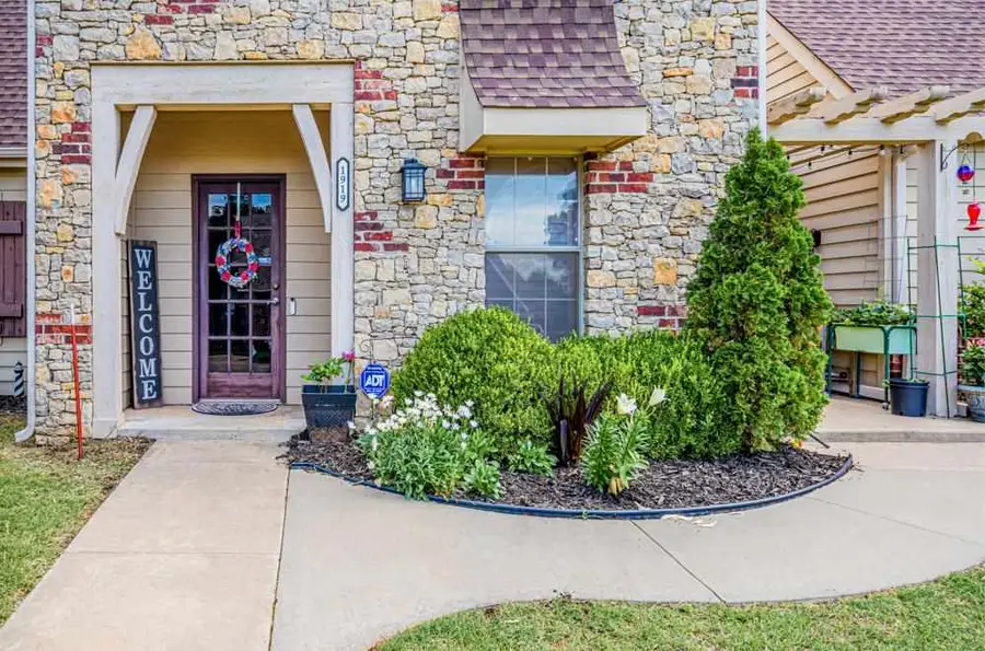 1919 E Kelsey Lane, Stillwater, OK 74075-0000 - #2