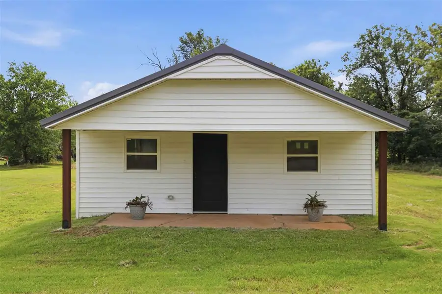 302 N 2nd Street, Tryon, OK 74875 - #3