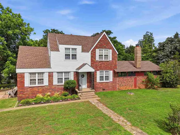 601 N 14th Street, Perry, OK 73077-5023