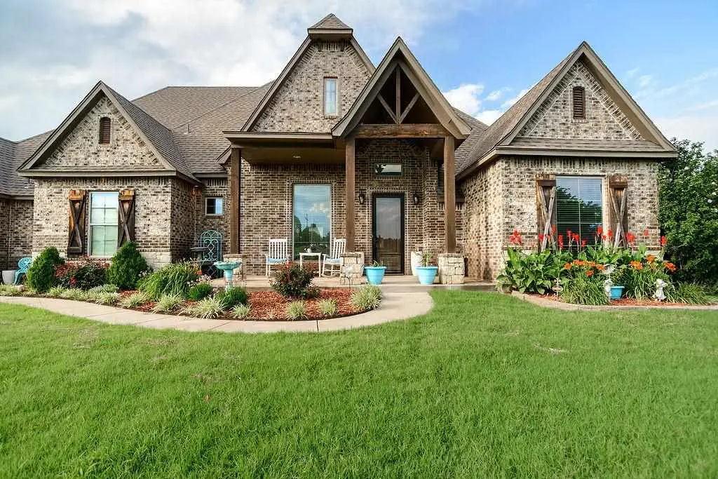 5722 E 122nd Street, Perkins, OK 74059 - #1