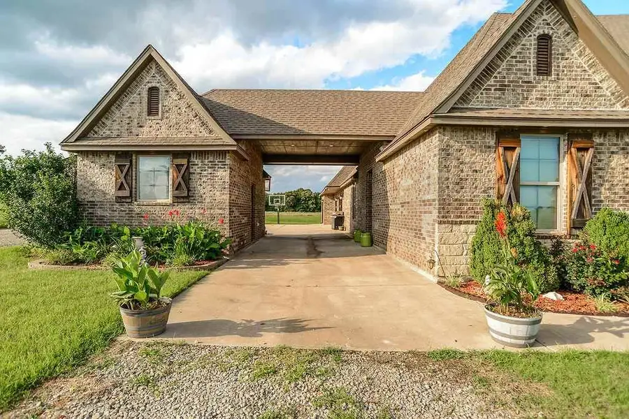 5722 E 122nd Street, Perkins, OK 74059 - #3