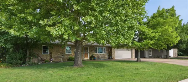 1604 N Young Street, Stillwater, OK 74075-8526