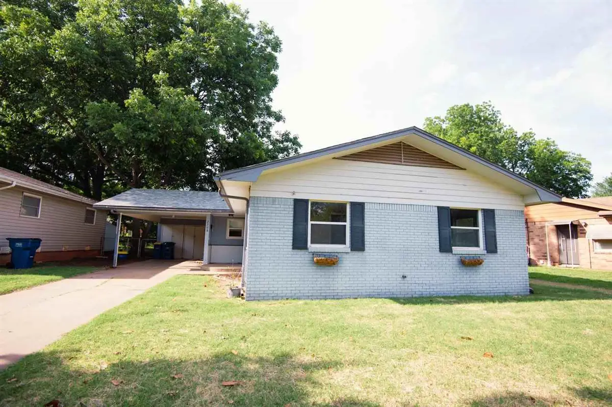 2208 W 10th Avenue, Stillwater, OK 74074 - #1