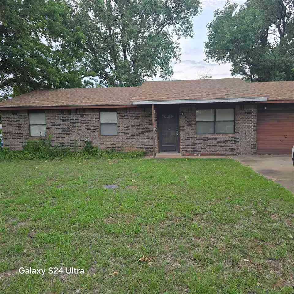 101 Lewis Street, Perkins, OK 74059 - #1