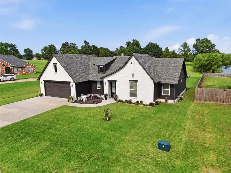 1214 N Main Street, Perkins, OK 74059 - #2