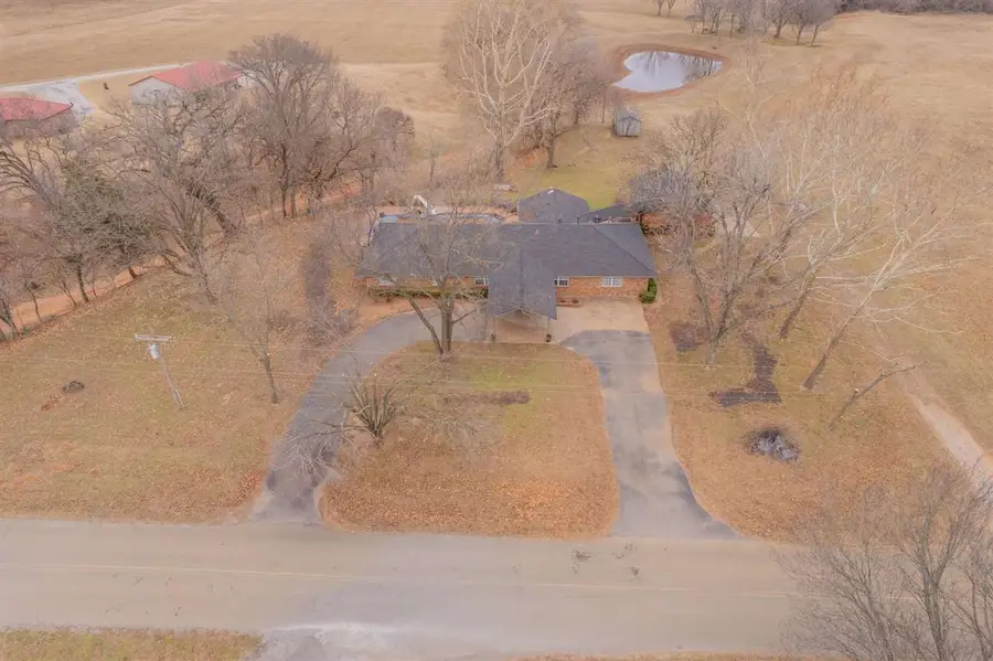 4215 E 122nd Street, Perkins, OK 74059 - #3