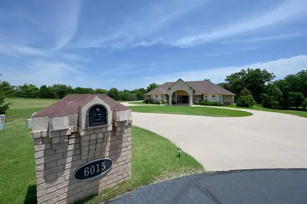 6015 N Chateau Court, Stillwater, OK 74075