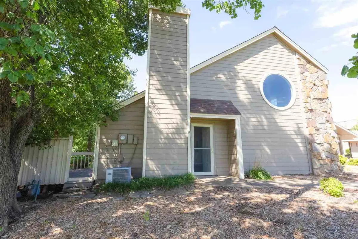 903 W Parkway Drive, Stillwater, OK 74075 - #1