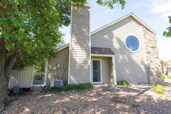 903 W Parkway Drive, Stillwater, OK 74075