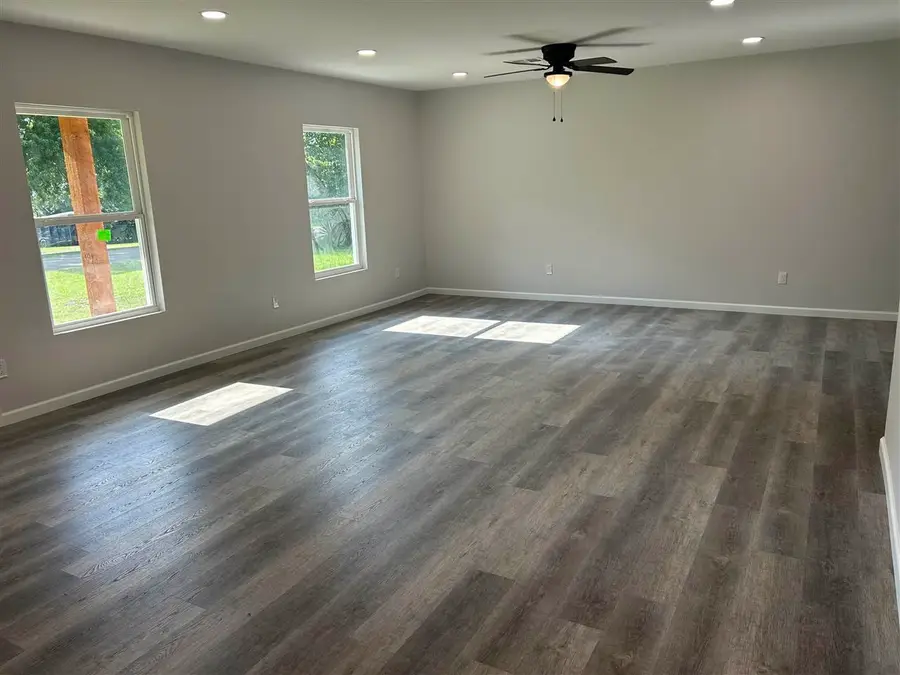 415 SE 3rd Street, Perkins, OK 74059 - #3
