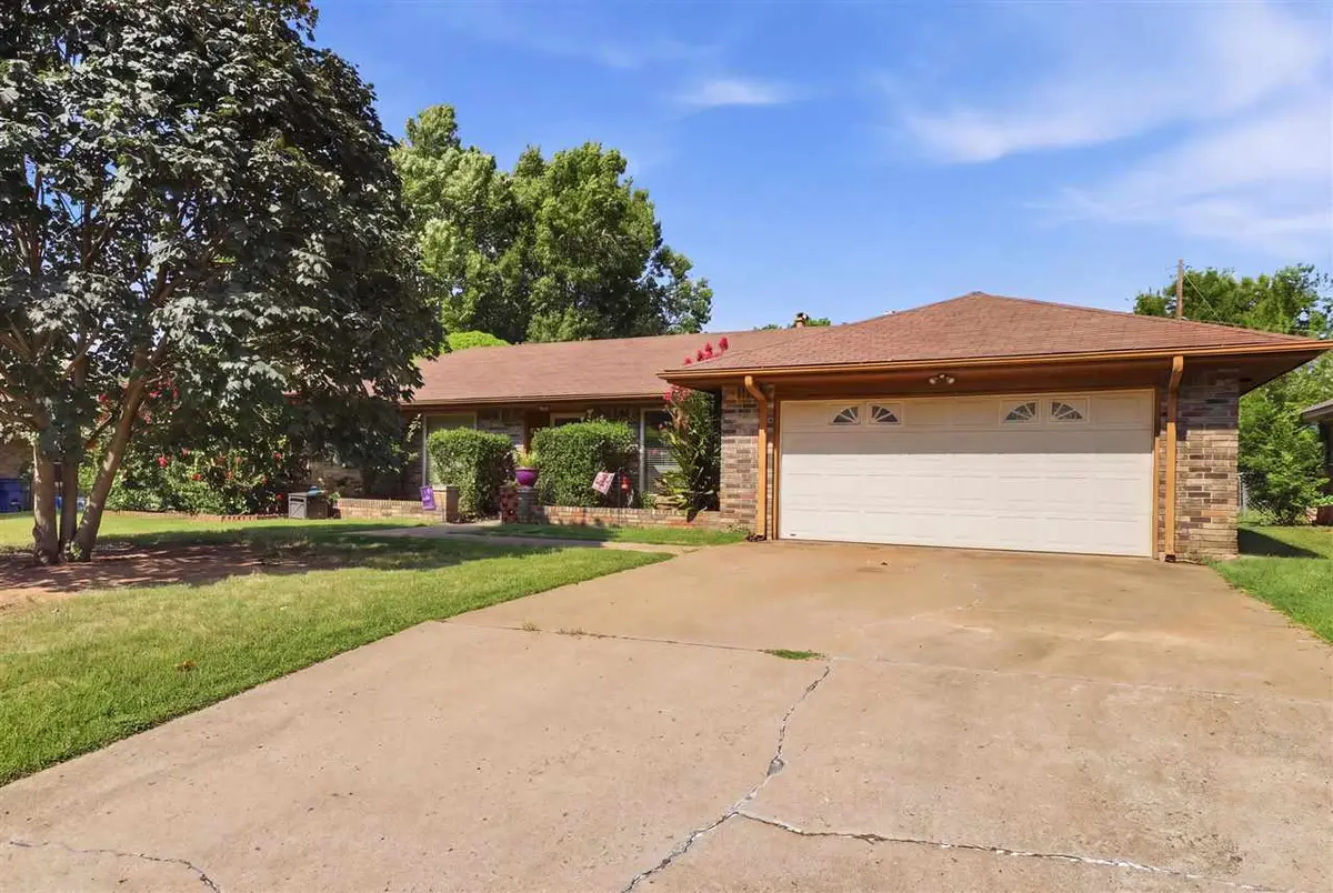 910 N Benjamin Street, Stillwater, OK 74075 - #1