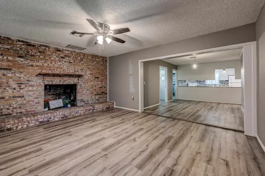 317 E Chantry Street, Perkins, OK 74059 - #3