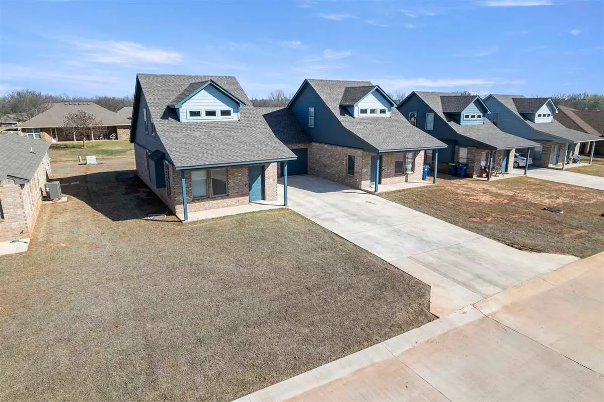 3024-3026 E 4th Avenue, Stillwater, OK 74074 - #1