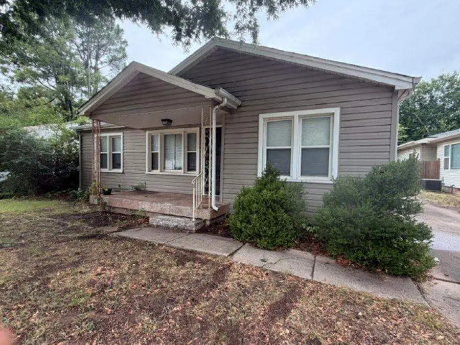 1104 S Pine Street, Stillwater, OK 74074-0000 - #3