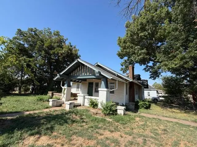 321 N Steele Avenue, Cushing, OK 74023-3321 - #2